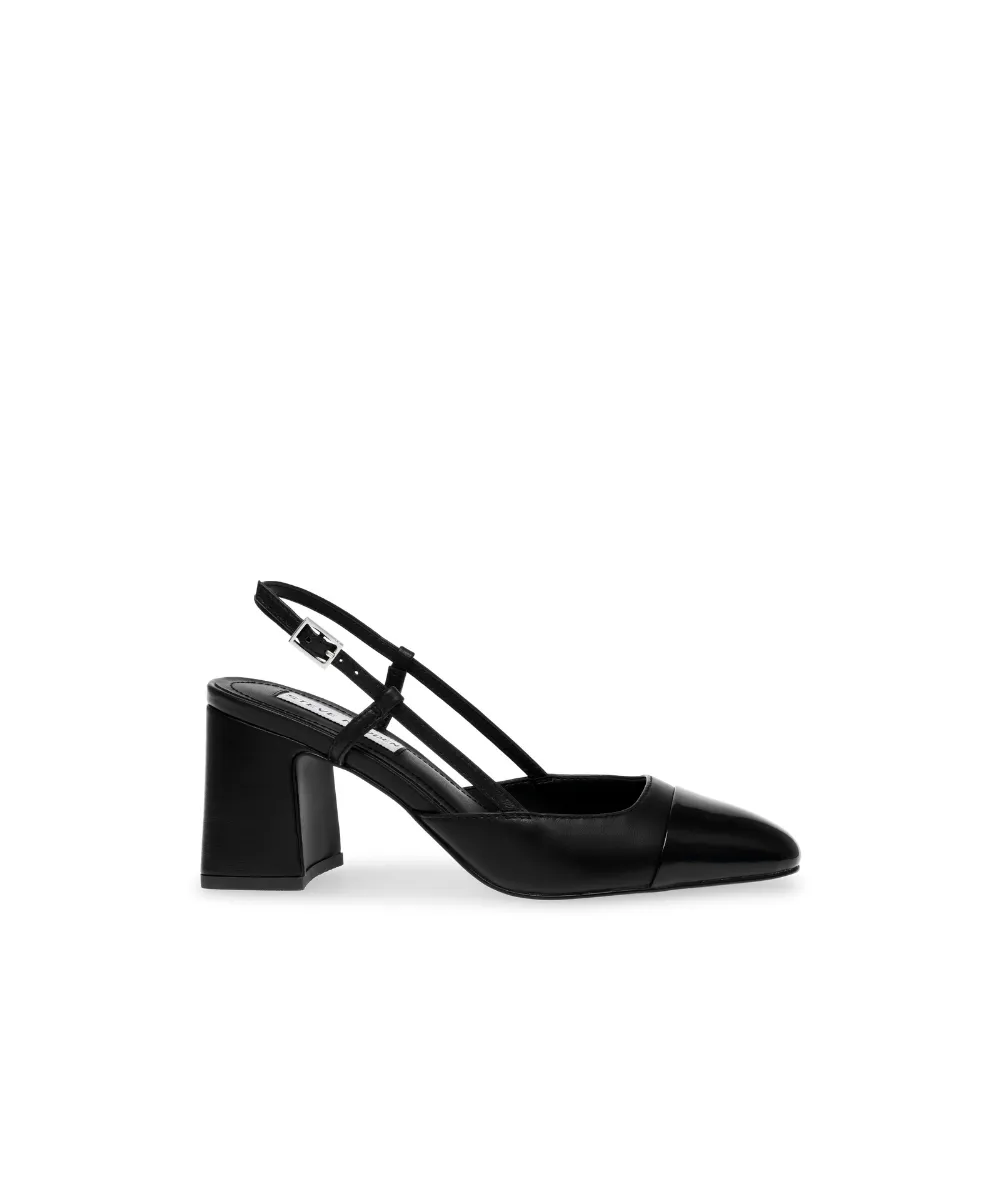 STEVE MADDEN ZEINA LEATHER SANDALS