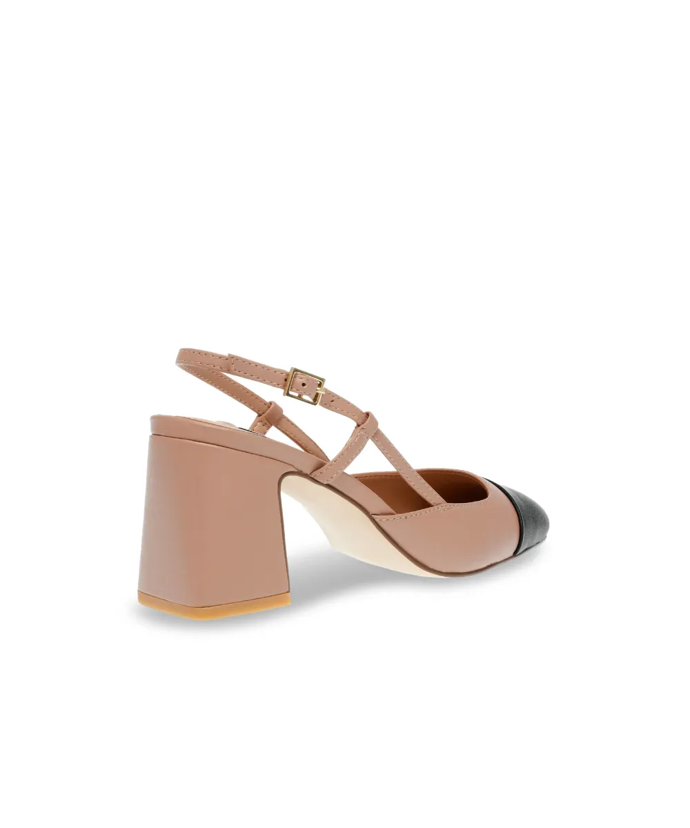 STEVE MADDEN ZEINA LEATHER SANDALS
