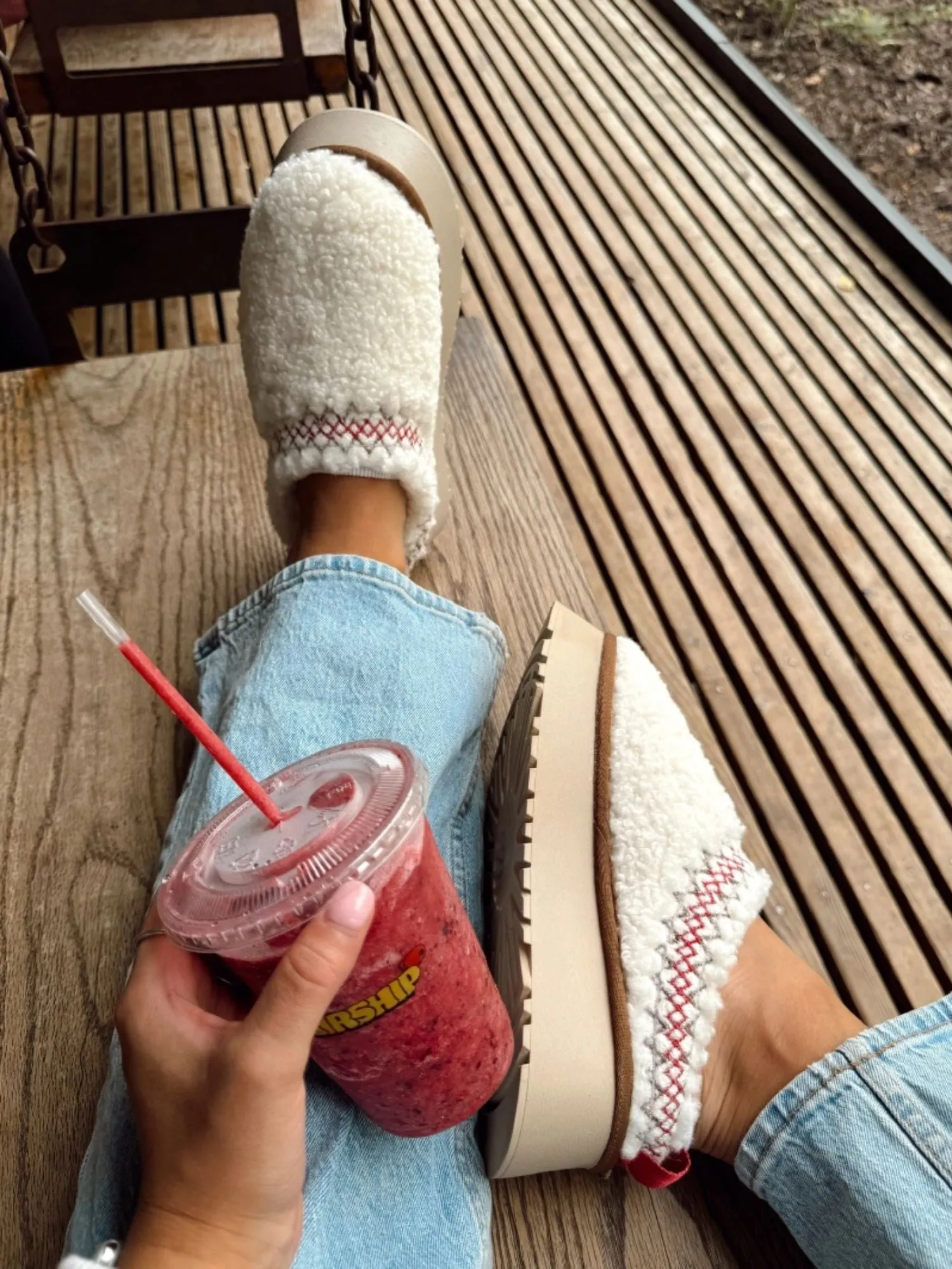'Tis the Season Sherpa Platform Slippers (Cream/Multi) [RUNS SMALL]
