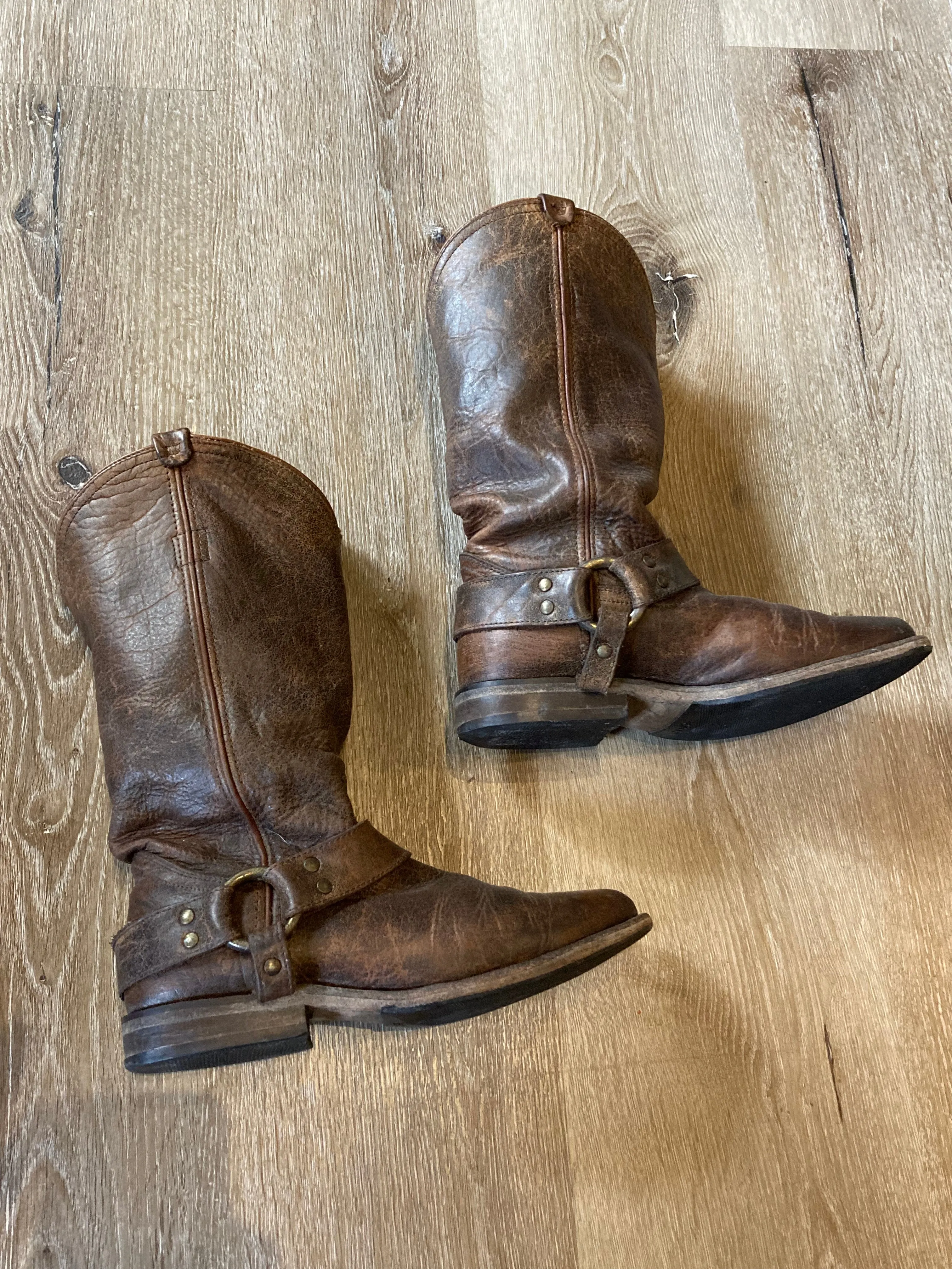 Vintage Frye dark brown full grain leather western boots, made in USA, Size 6 Womens US, EUR 36 SOLD