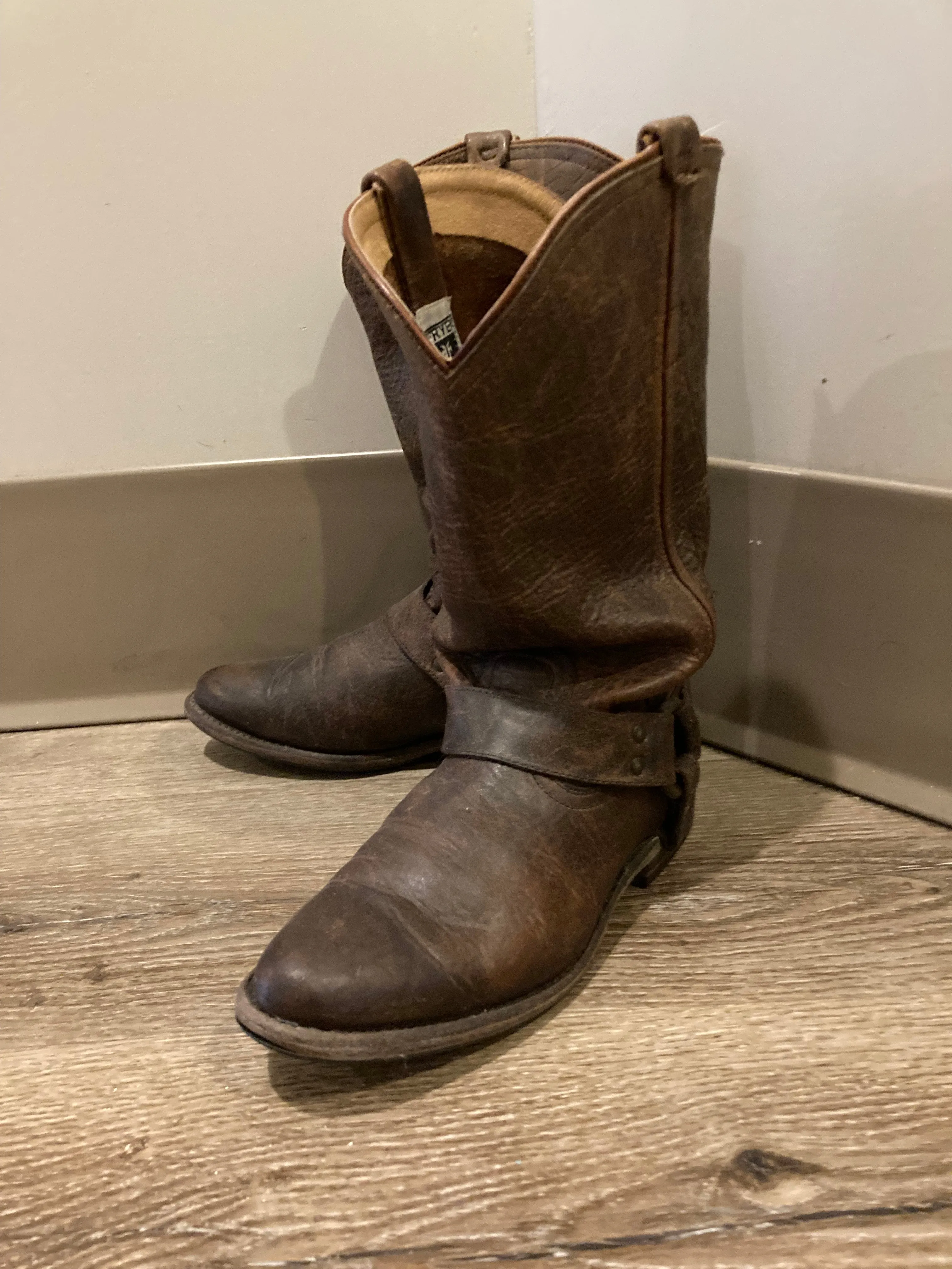 Vintage Frye dark brown full grain leather western boots, made in USA, Size 6 Womens US, EUR 36 SOLD